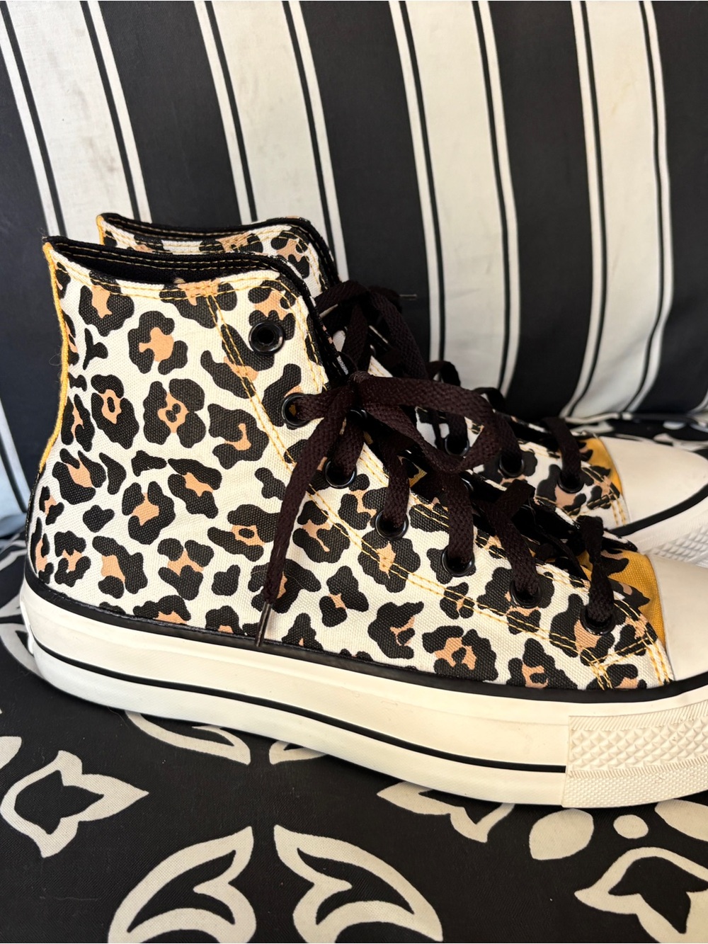 Converse Platform High-Top Sneakers in Yellow and Black Leopard Print - Picture 2 of 8